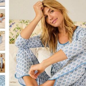 Chic Blue Floral Women's Pajama Set